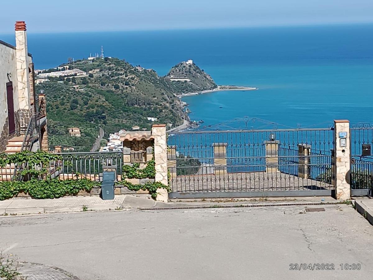 Tra Cielo E Mare Apartment Capo d'Orlando Luaran gambar